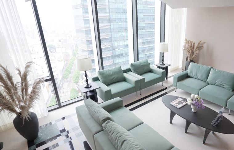 Liol interior